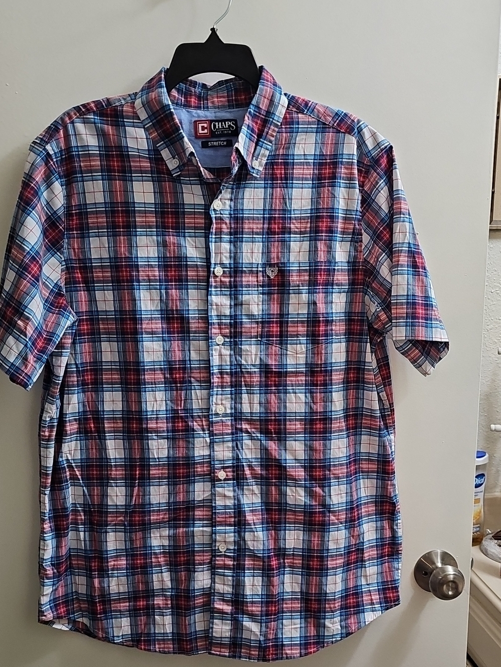 Chaps Men’s Short-Sleeve Plaid Button-Down Shirt in Red, Blue & White